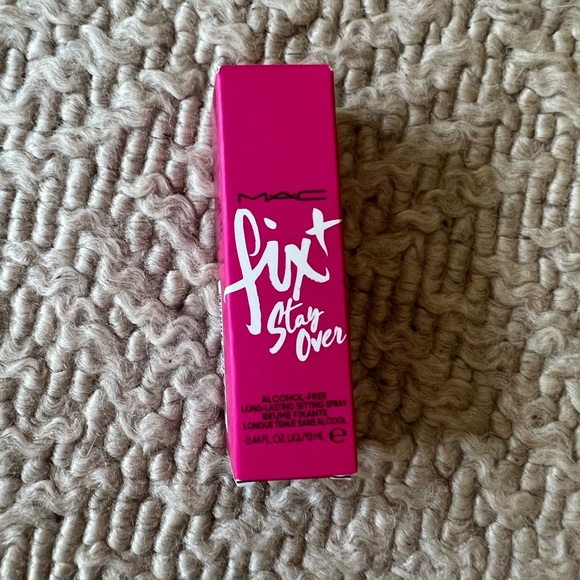 NWT MAC Fix + Stay Over Setting Spray - Picture 2 of 4
